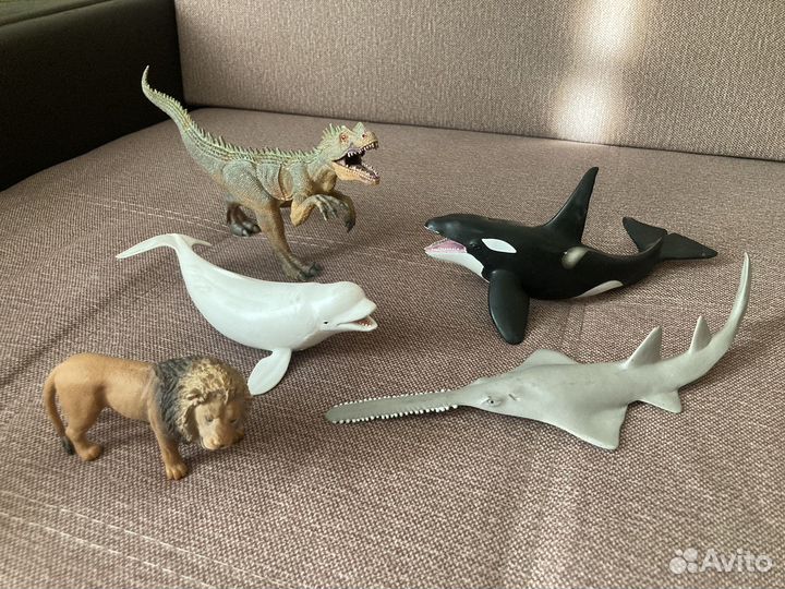 Динозавры Jurassic world Mattel, драконы