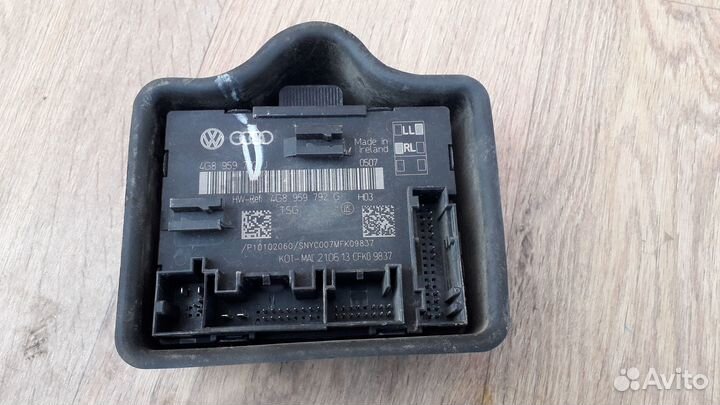 Блок управления дверьми №41 Audi A6 (C7) 2014