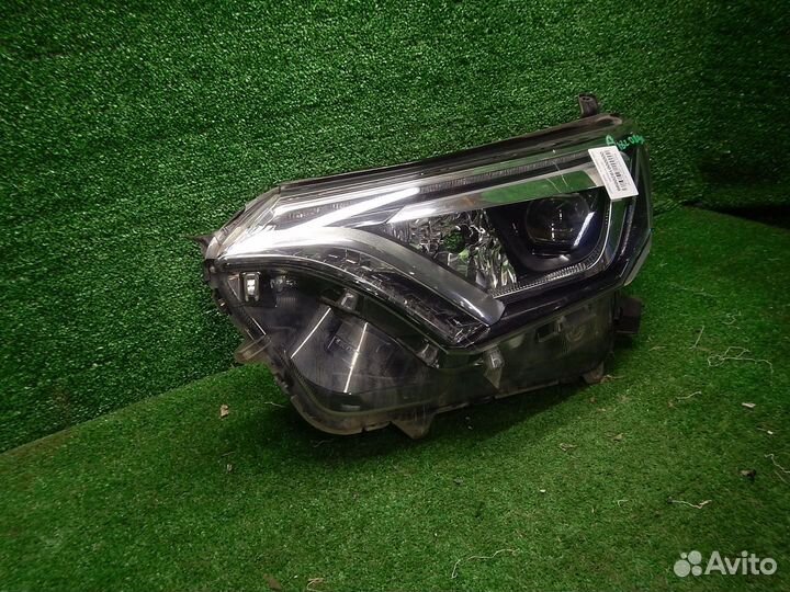 Фара левая Toyota RAV4