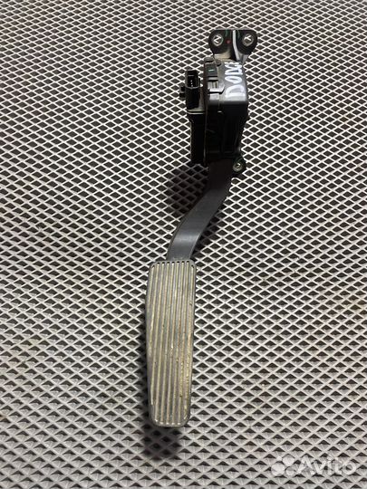 Педаль газа Dodge Magnum/Chrysler 300C