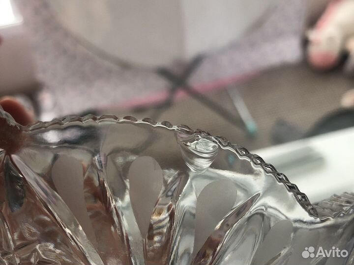 Хрустальная ваза