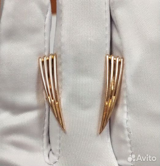 Золотые серьги