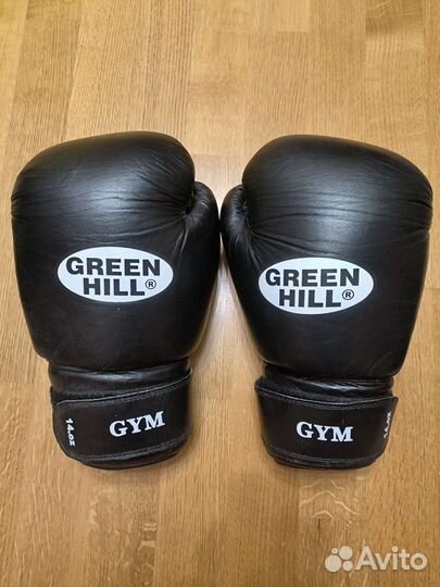 Боксерские перчатки green hill GYM 14.oz