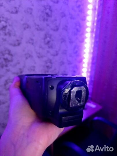 Вспышка Yongnuo speedlite YN-560 III