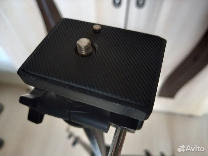 Штатив для фотоаппарата Tristar