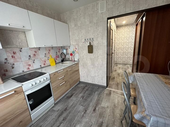 2-к. квартира, 48 м², 6/9 эт.