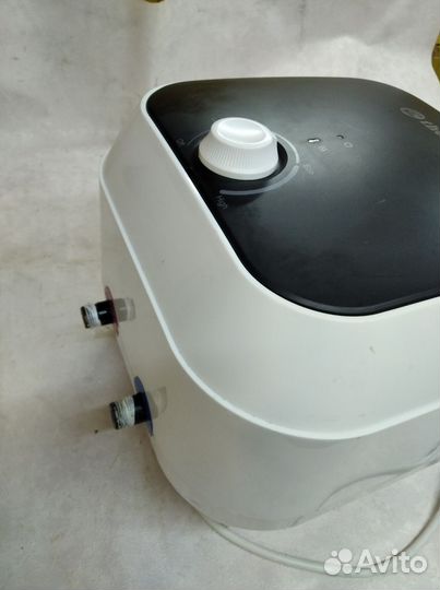 Электрический водонагреватель 10л
