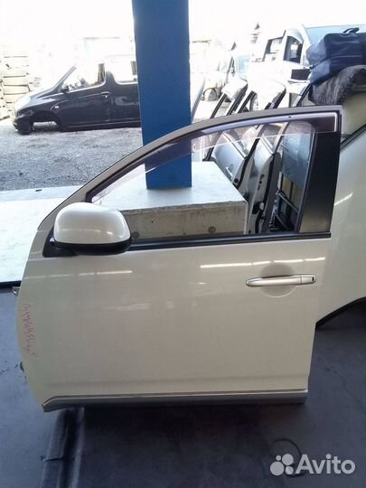 Дверь передняя левая Mitsubishi Outlander XL