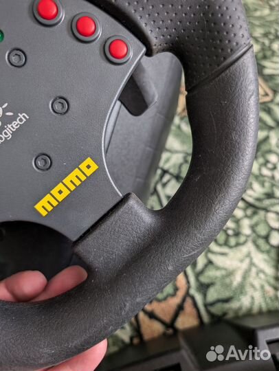 Logitech momo racing