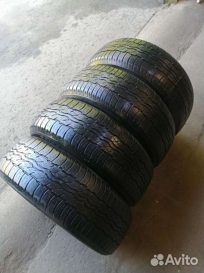 Bridgestone Dueler H/T D687 235/55 R18