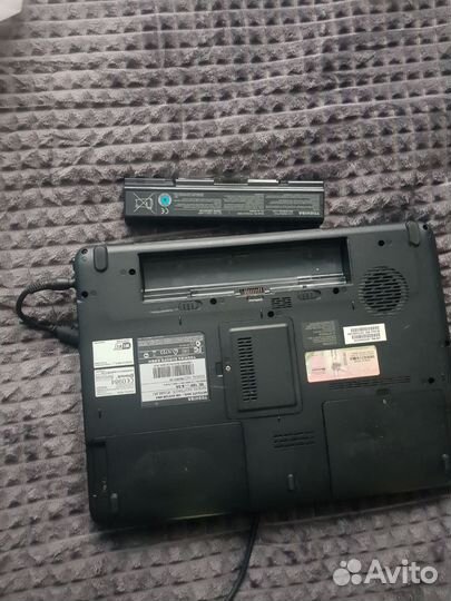 Ноутбук toshiba
