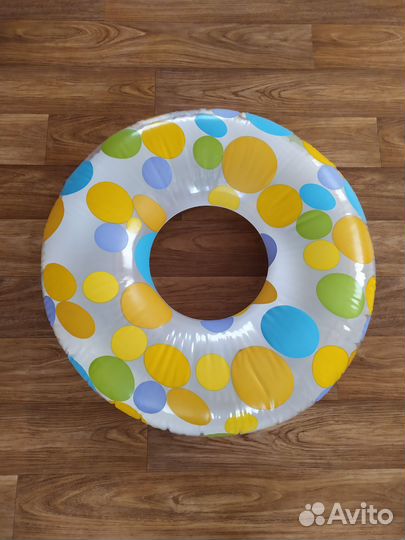 Надувной круг большой для купания