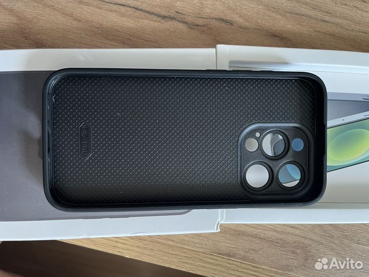 Чехол на iPhone 15