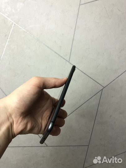 iPhone 8 Plus, 64 ГБ