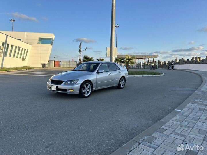 Lexus IS 2.0 МТ, 2000, 216 000 км