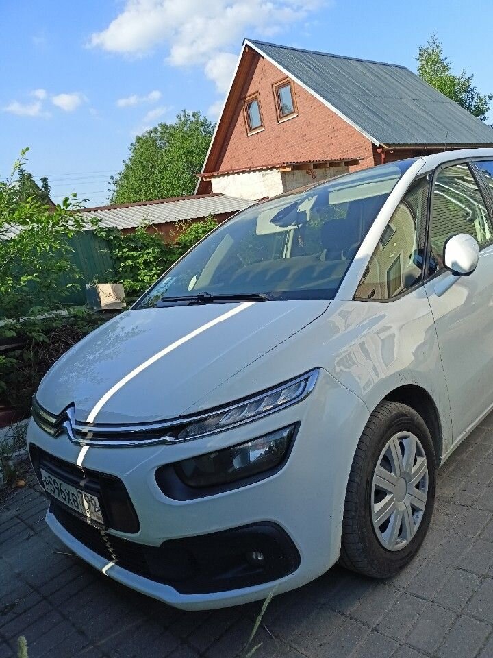 Citroen Grand C4 Picasso: фото владельца