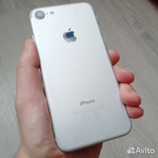 iPhone 7, 32 ГБ