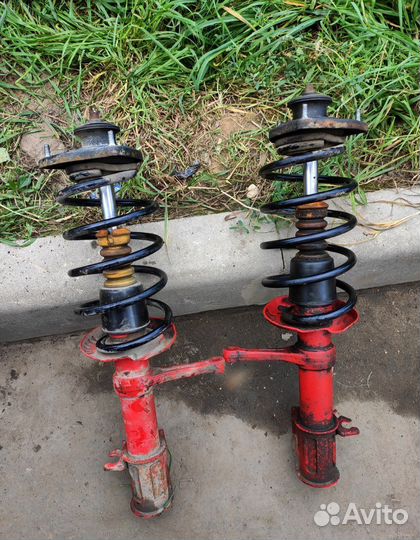 Передние стойки ваз Калина 1