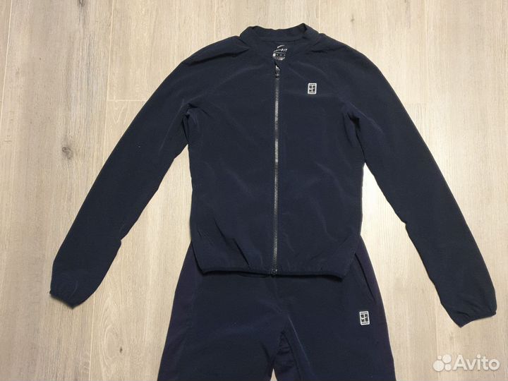 Спортивный костюм для девочки Nike