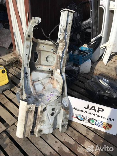 Лонжерон передний правый Audi A5 8T cdnc 2011