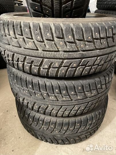 Kumho I'Zen KW22 195/55 R16