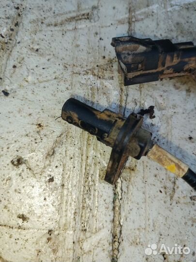 Датчик ABS задний левый Hyundai Santa Fe 3