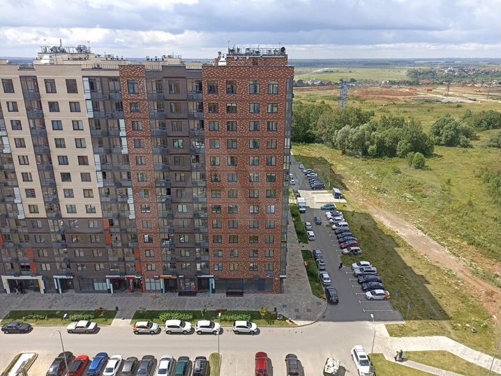 2-к. квартира, 56 м², 14/16 эт.