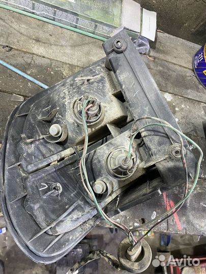 Фонарь задний левый мазда 626