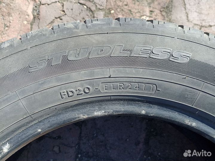 Yokohama Ice Guard IG20 205/60 R16