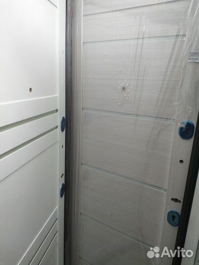 Дверь входная металлическая