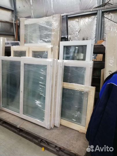 Окна из дерева в коттедж