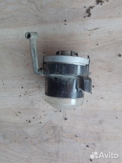 Фара противотуманная левая BMW 3-Series E90