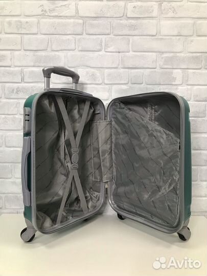 Чемодан / Чемодан на колесах