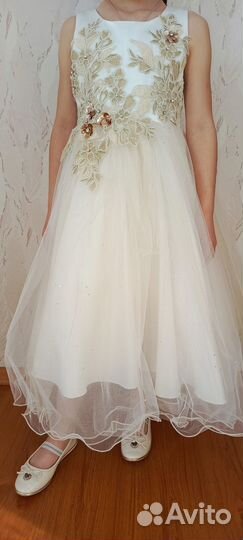 Платье для девочки нарядное