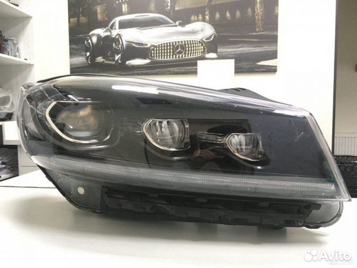 Фара правая Kia Sorento 3 2017