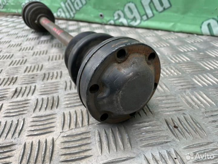 Полуось задний Mercedes-Benz W124 M104 2.8 1993