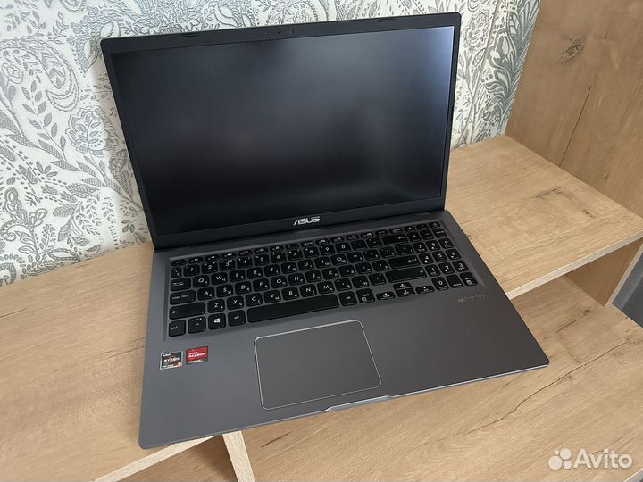 Ноутбук asus