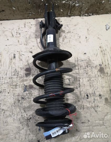 Стойка амортизатора передняя Subaru Impreza gc8