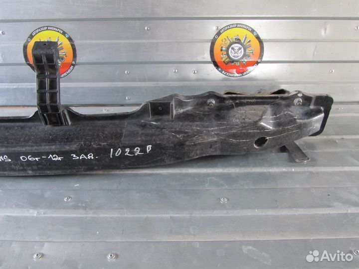 Усилитель заднего бампера Kia Carens 2006-2012г