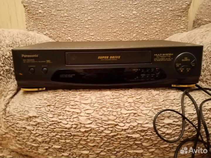 Видеомагнитофон panasonic