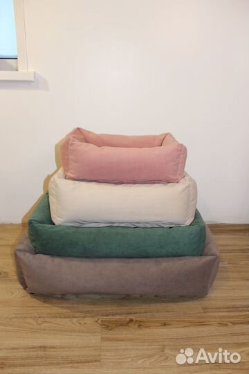 Лежанка. Для собак и кошек, с чехлом