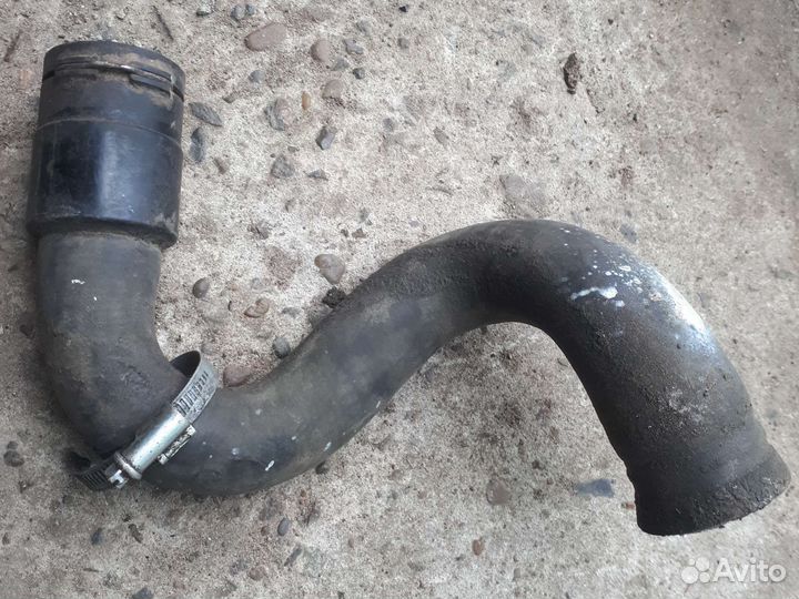 Нижний патрубок радиатора ауди а6 с5