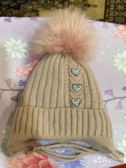Шапка зимняя для девочки 7-9 лет