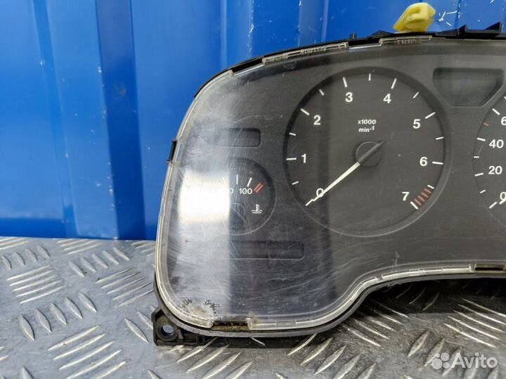 Щиток приборов Opel Astra G 1.6 X16SZR 2000