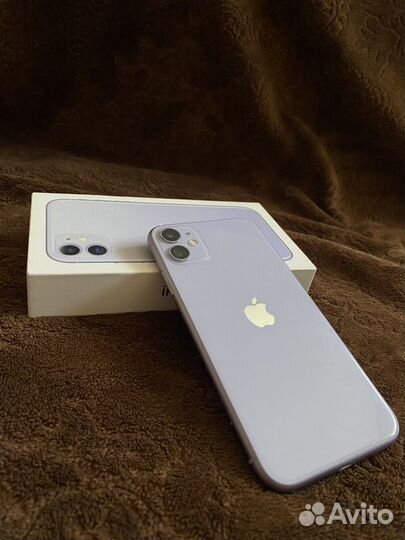 iPhone 11, 64 ГБ