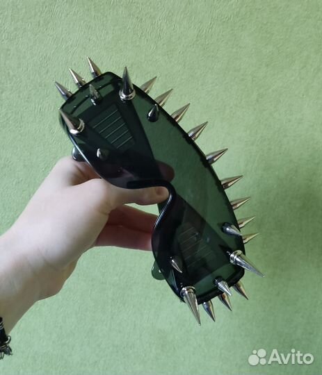 Очки Vetements Type с шипами