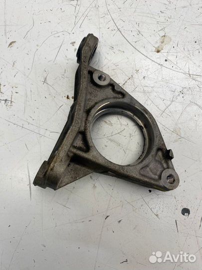 Кронштейн Renault Scenic 2 K4M782 2003-2009