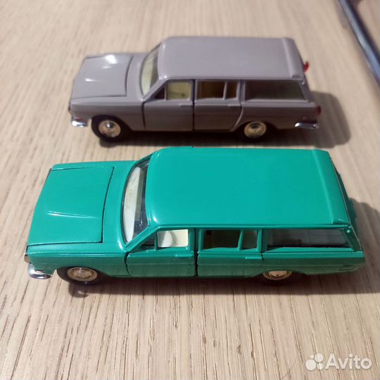 2 Волги Газ 2402 Цена на неделю