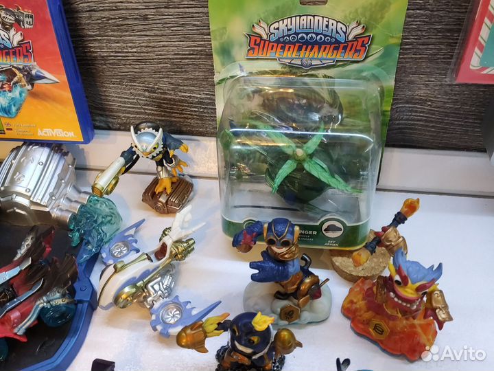 Skylanders скайлендеры фигурки, карточки, наклейки