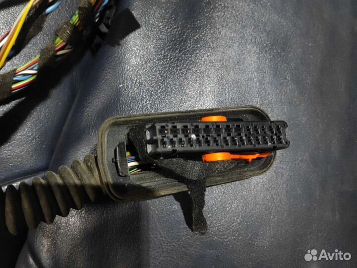 Проводка передний левой двери vw Polo 5 sed